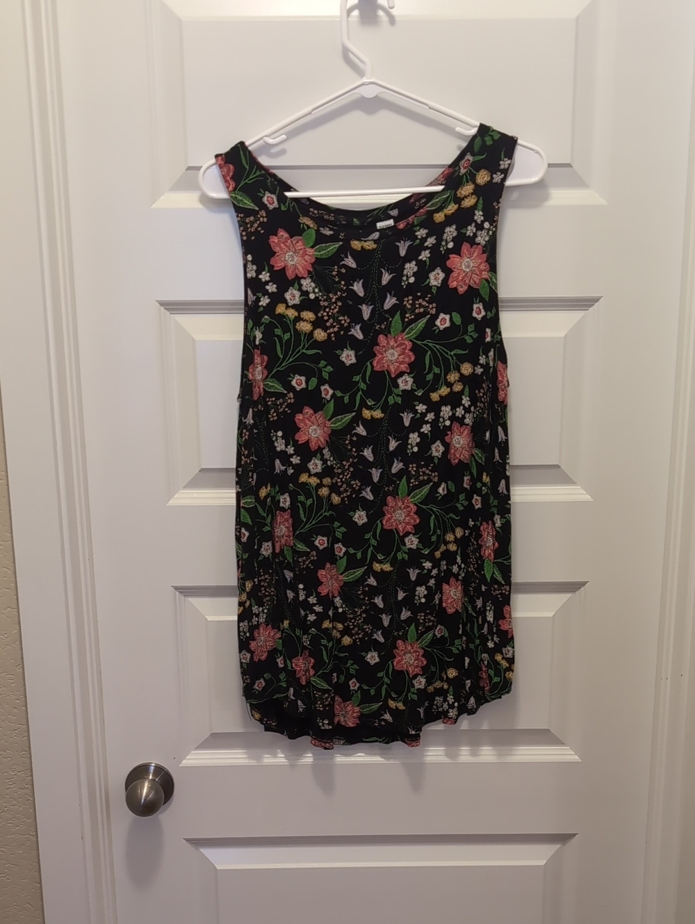 Old Navy Black Floral Tank Top with Floral Pattern